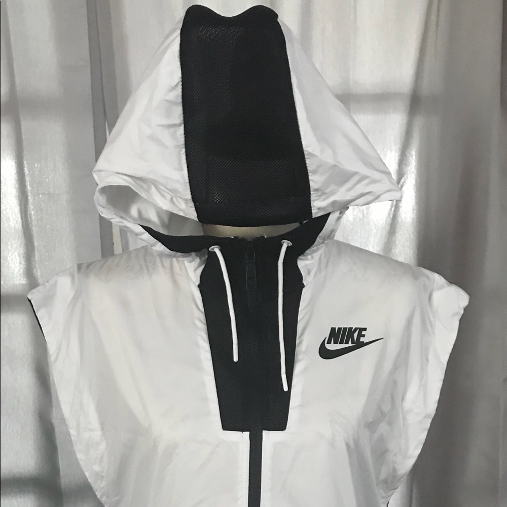 Women’s Nike Vest